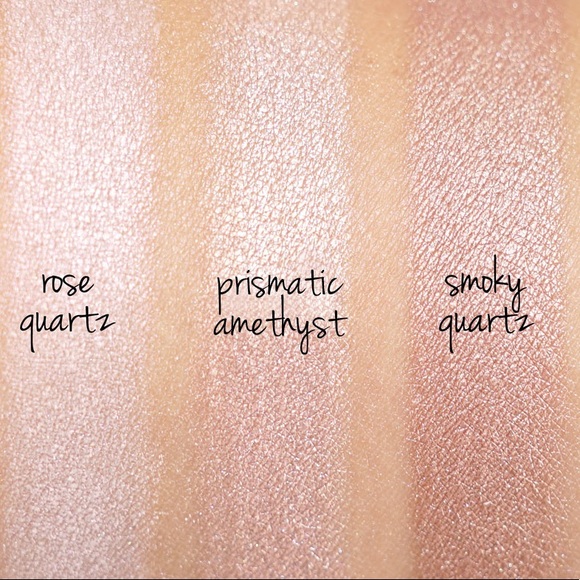 Becca Shimmering Skin Perfector Pressed Prismatic Amethyst - Picture 4 of 6